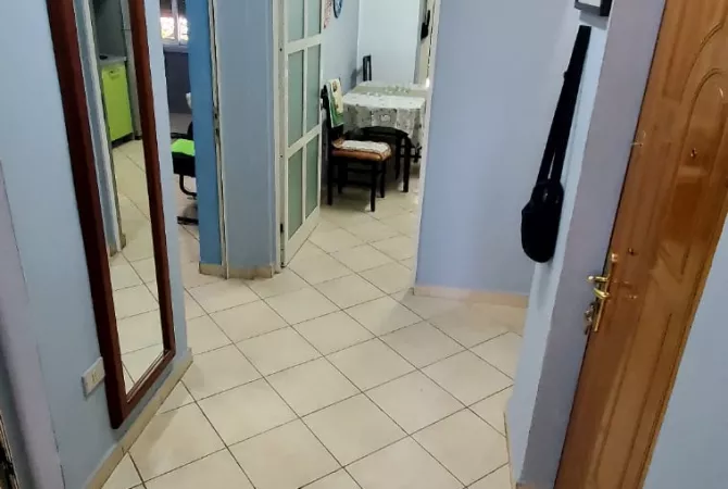 Shtepi me qera 2+1 ne Tirane - 530 Euro