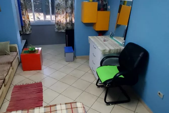 Shtepi me qera Apartament ne Tirane, 2+1, Mobilimi E mobiluar, Pagesa 530  Euro.