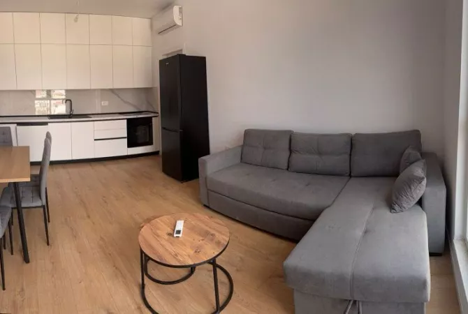 Shtepi me qera 1+1 ne Tirane - 450 Euro