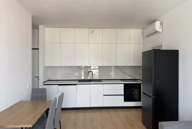 Shtepi me qera 1+1 ne Tirane - 450 Euro