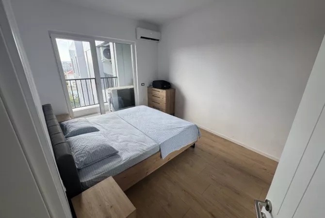 Shtepi me qera 2+1 ne Tirane - 650 Euro
