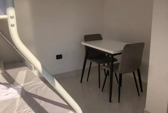 Casa in affitto Garsoniere a Tirana - 30,000 Leke