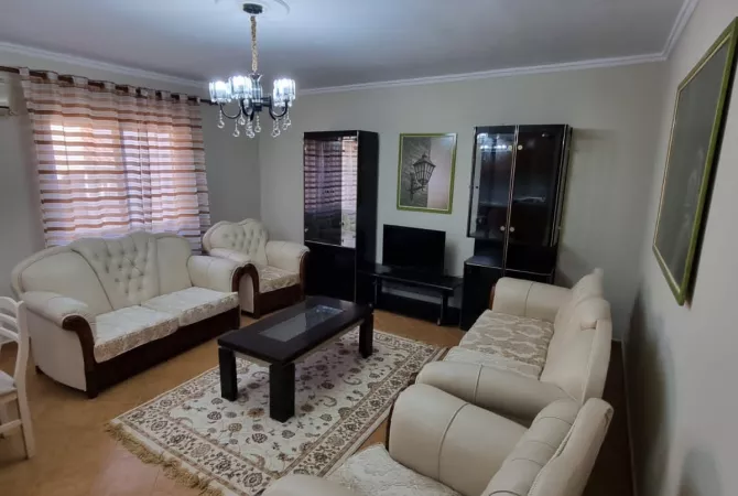 Casa in affitto 2+1 a Tirana - 55,000 Leke