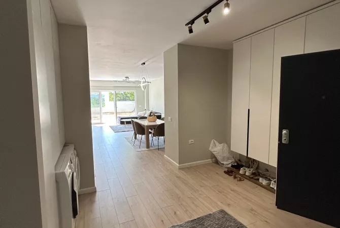 Shtepi me qera 2+1 ne Tirane - 600 Euro