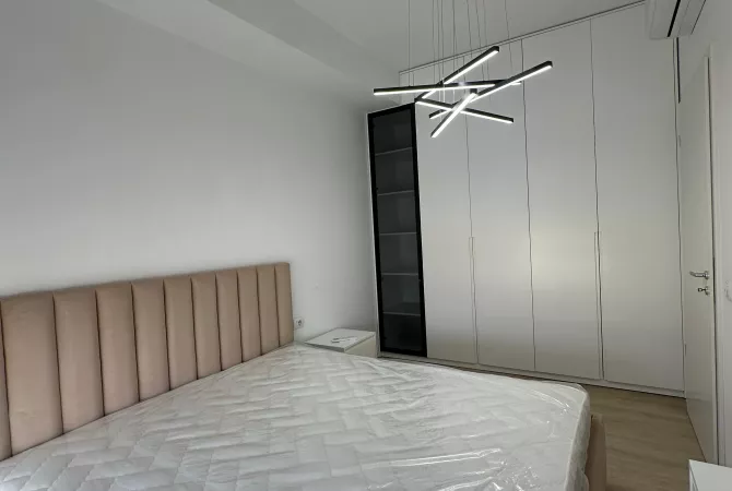 Shtepi me qera Apartament ne Tirane, 2+1, Mobilimi E mobiluar, Pagesa 550  Euro.