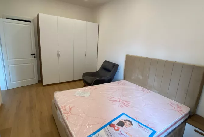 Shtepi me qera 1+1 ne Tirane - 750 Euro