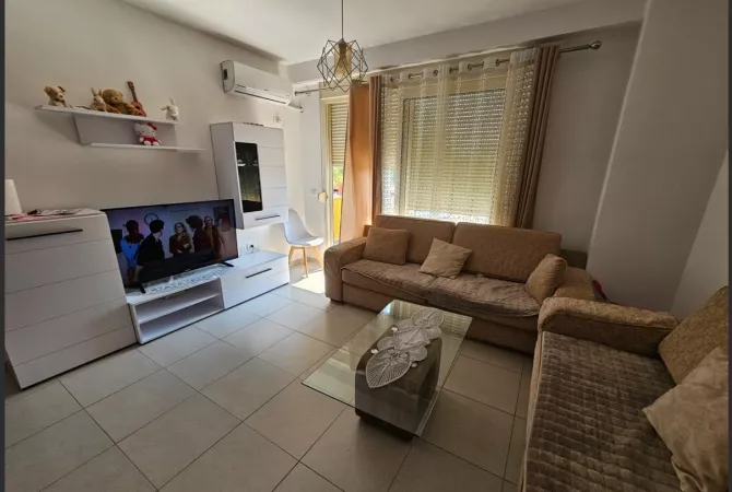 Shtepi ne shitje 2+1 ne Tirane - 120,000 Euro