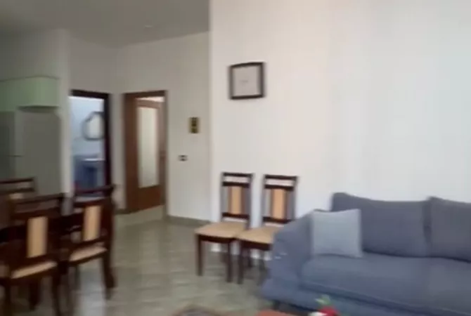 Shtepi me qera 3+1 ne Tirane - 650 Euro