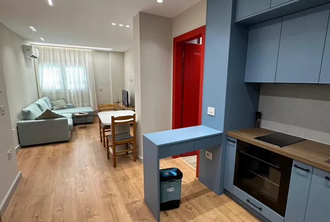 Shtepi me qera Apartament ne Tirane, 2+1, Mobilimi E mobiluar, Pagesa 700  Euro.