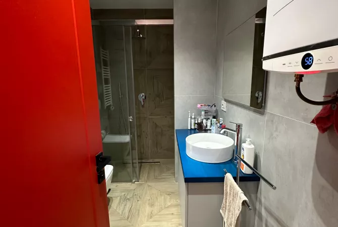 Shtepi me qera 2+1 ne Tirane - 700 Euro