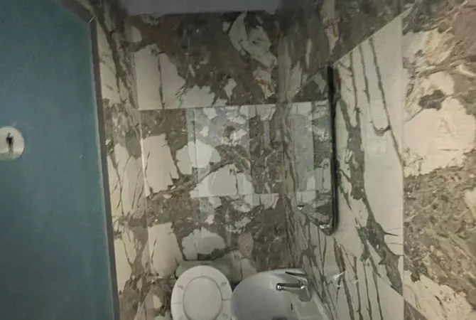 Shtepi me qera 3+1 ne Tirane - 90,000 Leke