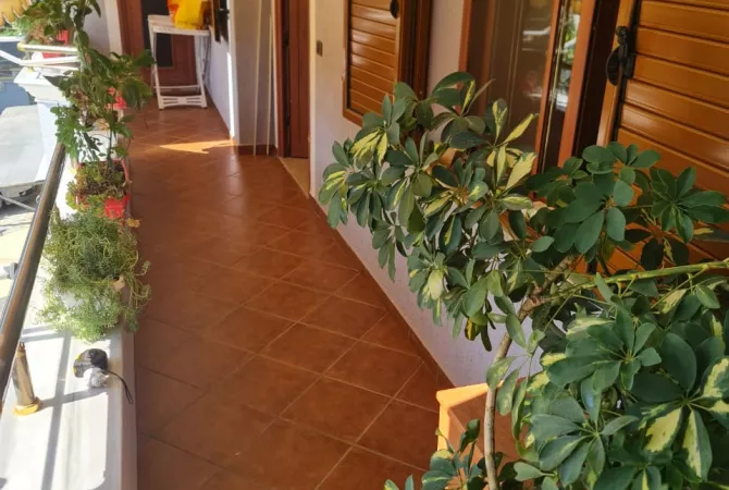 Shtepi me qera 1+1 ne Tirane - 45,000 Leke
