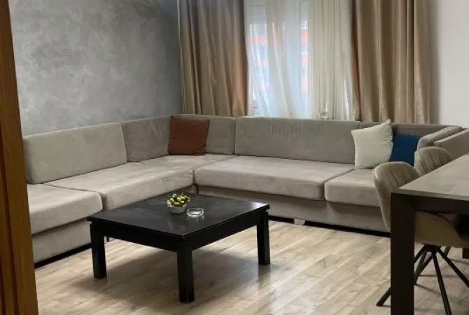 Shtepi me qera 2+1 ne Tirane - 500 Euro