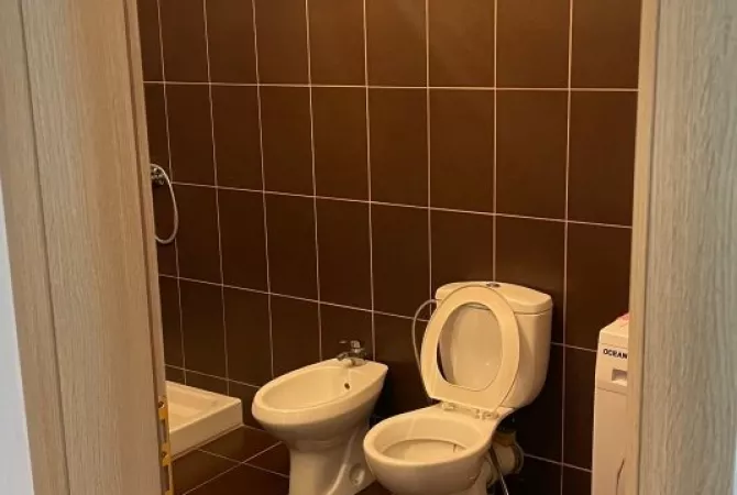 Shtepi me qera 2+1 ne Tirane - 500 Euro