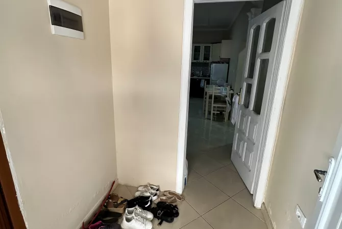 Shtepi me qera 2+1 ne Tirane - 450 Euro