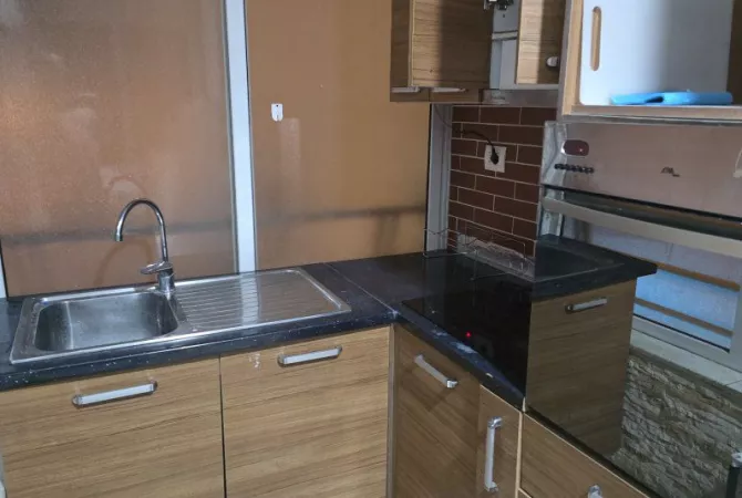Shtepi me qera 2+1 ne Tirane - 50,000 Leke