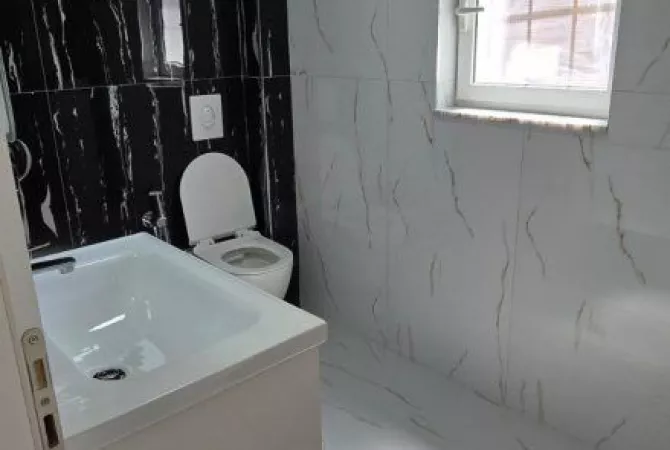 Shtepi ne shitje 1+1 ne Tirane - 110,000 Euro