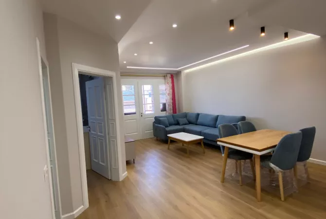 Shtepi ne shitje 1+1 ne Tirane - 140,000 Euro
