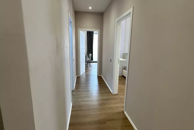 Shtepi me qera Apartament ne Tirane, 2+1, Mobilimi E mobiluar, Pagesa 1,000  Euro.