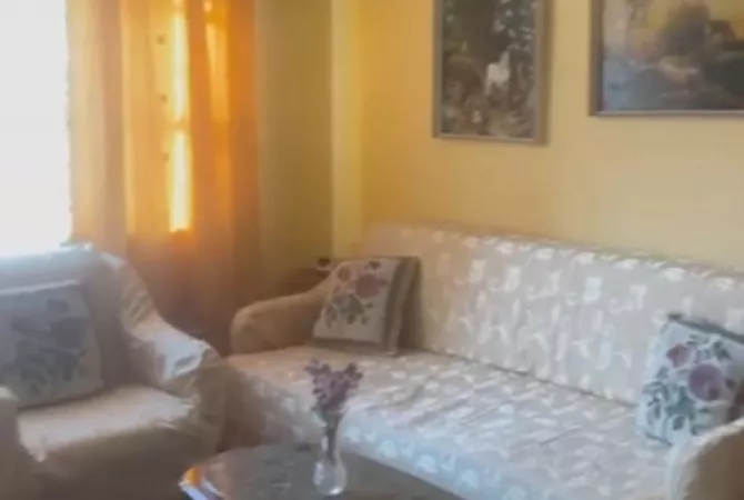 Shtepi me qera 2+1 ne Tirane - 450 Euro