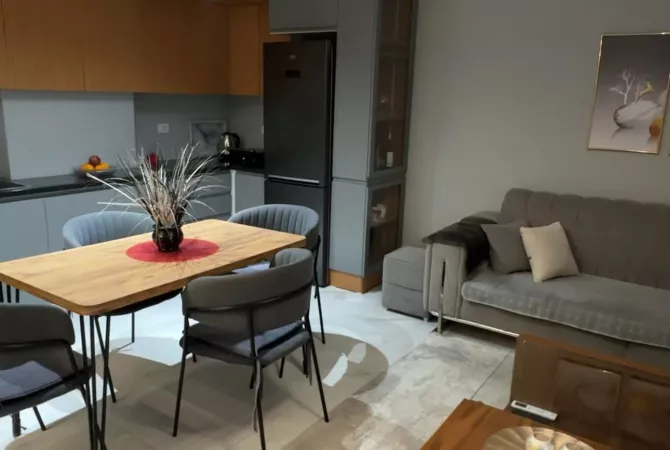Shtepi ne shitje 2+1 ne Tirane - 130,000 Euro