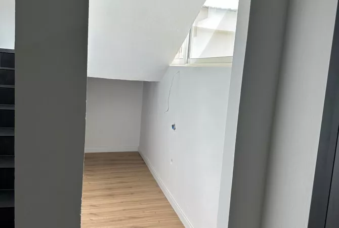Shtepi ne shitje 4+1 ne Tirane - 360,000 Euro