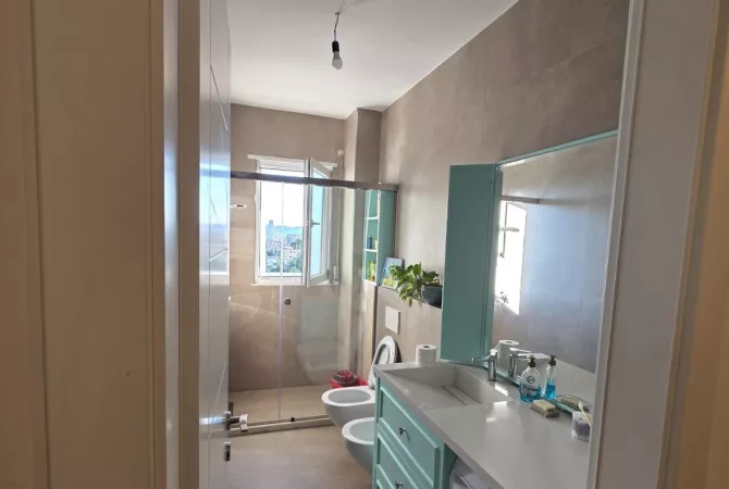 Casa in affitto 1+1 a Tirana - 750 Euro