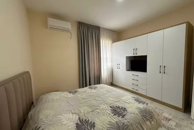 Shtepi me qera Apartament ne Tirane, 2+1, Mobilimi E mobiluar, Pagesa 500  Euro.