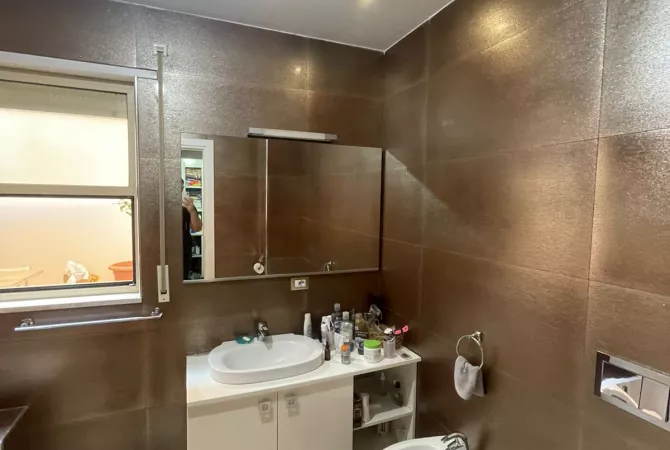 Shtepi ne shitje 2+1 ne Tirane - 340,000 Dollar
