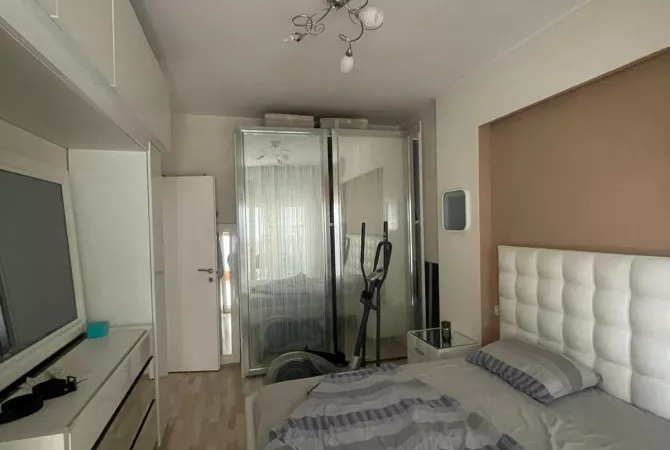 Shtepi ne shitje Apartament ne Tirane, 2+1, Mobilimi E mobiluar, Pagesa 340,000  Dollar.