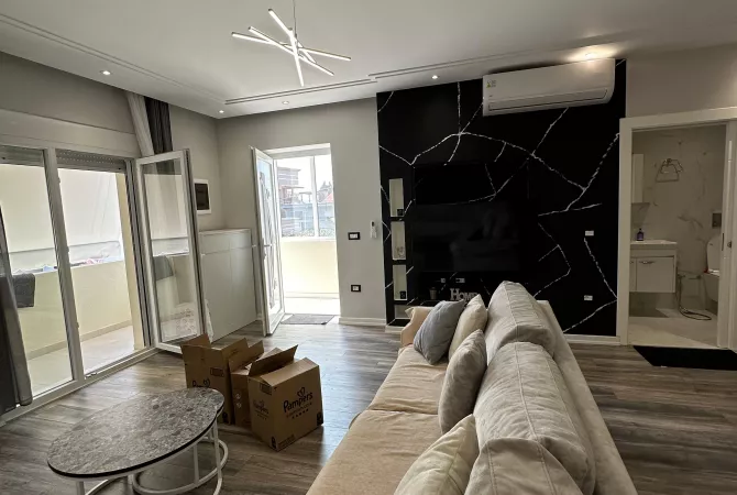 Shtepi me qera Apartament ne Tirane, 2+1, Mobilimi E mobiluar, Pagesa 700  Euro.