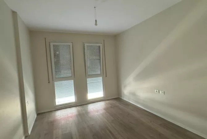 Shtepi me qera Apartament ne Tirane, 2+1, Mobilimi E mobiluar, Pagesa 450  Euro.