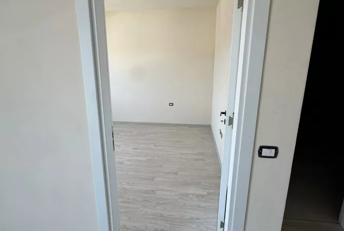 Shtepi ne shitje 1+1 ne Tirane - 60,000 Euro