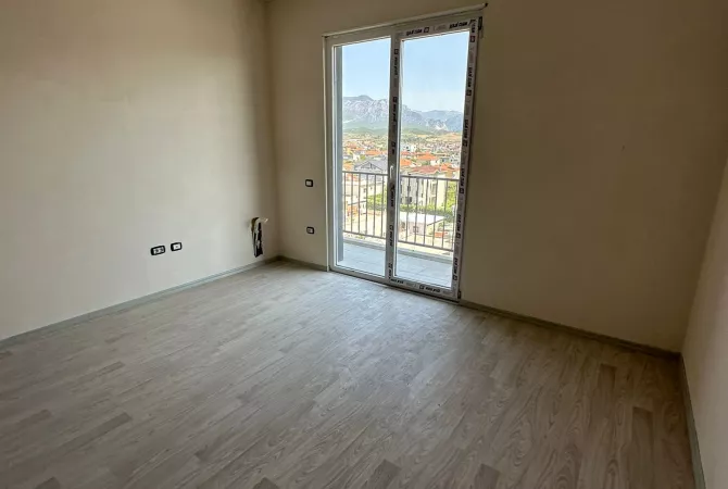 Shtepi ne shitje 1+1 ne Tirane - 60,000 Euro
