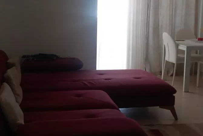 Shtepi me qera 1+1 ne Tirane - 400 Euro