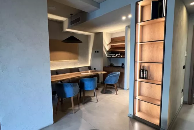 Ambient biznesi ne shitje 2+1 ne Tirane - 310,000 Euro