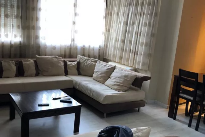 Casa in affitto 2+1 a Tirana - 1,000 Euro