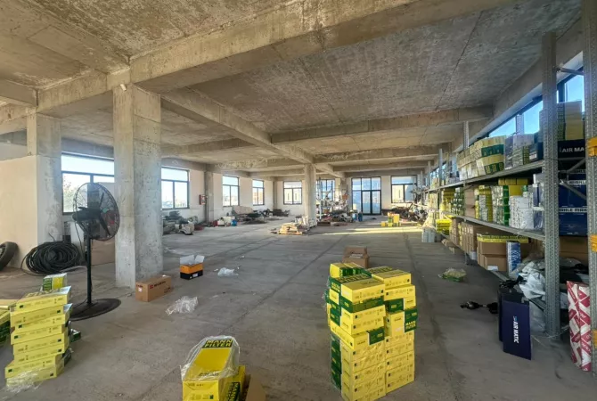 Ambient biznesi me qera 6+1 ne Tirane - 1,200 Euro