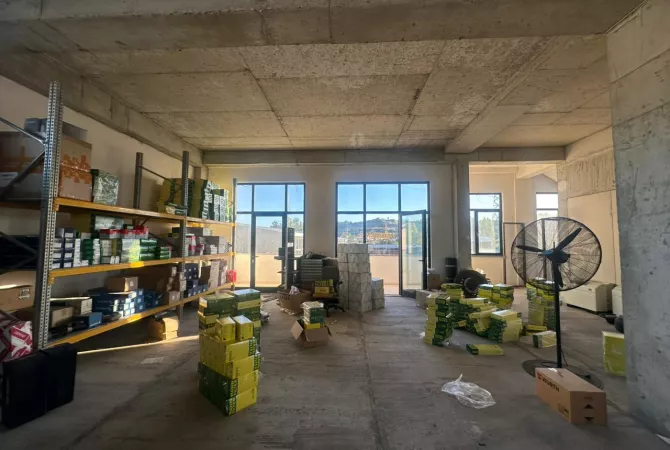 Ambient biznesi me qera 6+1 ne Tirane - 1,200 Euro