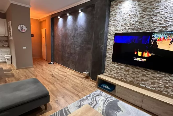 Casa in affitto 2+1 a Tirana - 1,000 Euro
