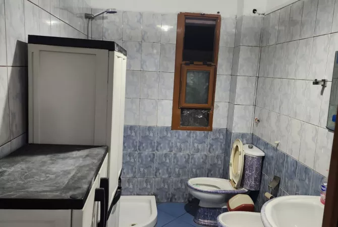 Casa in affitto 2+1 a Tirana - 40,000 Leke