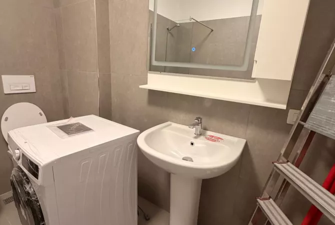 Shtepi me qera 1+1 ne Tirane - 70,000 Leke