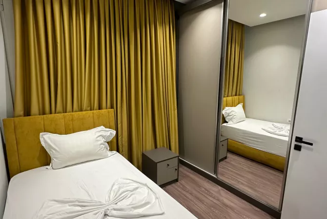 Shtepi me qera Apartament ne Tirane, 2+1, Mobilimi E mobiluar, Pagesa 500  Euro.