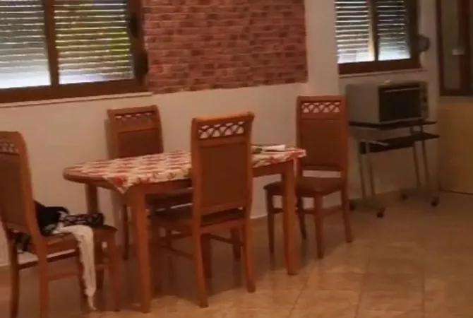Shtepi me qera 2+1 ne Tirane - 450 Euro