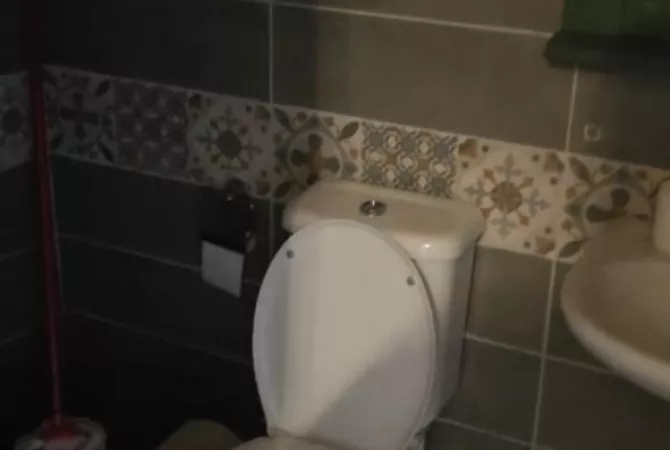 Shtepi me qera Apartament ne Tirane, 1+1, Mobilimi Pjeserisht e mobiluar, Pagesa 400  Euro.