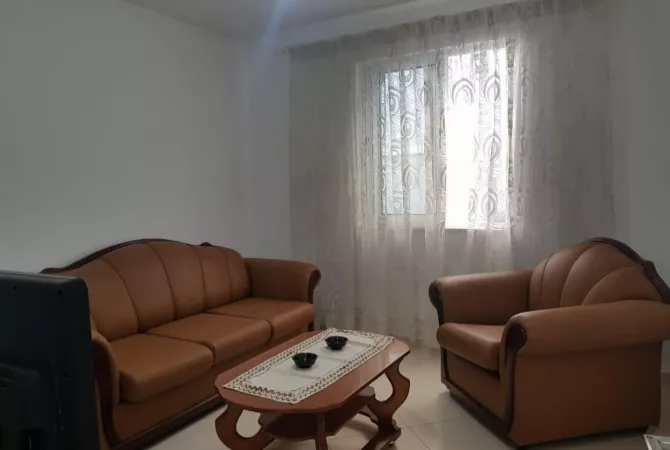 Casa in affitto 1+1 a Tirana - 40,000 Leke