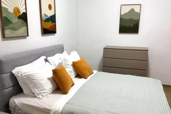 Shtepi me qera 2+1 ne Tirane - 950 Euro