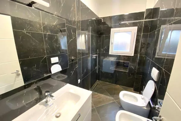 Casa in affitto 2+1 a Tirana - 68,000 Leke