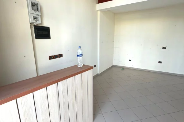 Business Property for Rent 1+1 in Tirana - 90,000 Euro