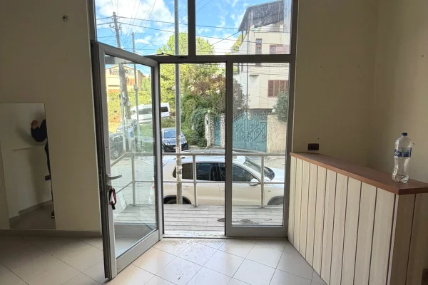 Business Property for Rent 1+1 in Tirana - 90,000 Euro